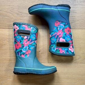 Bogs Girls Waterproof Floral Pansy Rain Boots Gray Pink Teal Red 2 Youth
